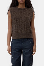 Load image into Gallery viewer, Closed Crew Neck Vest
