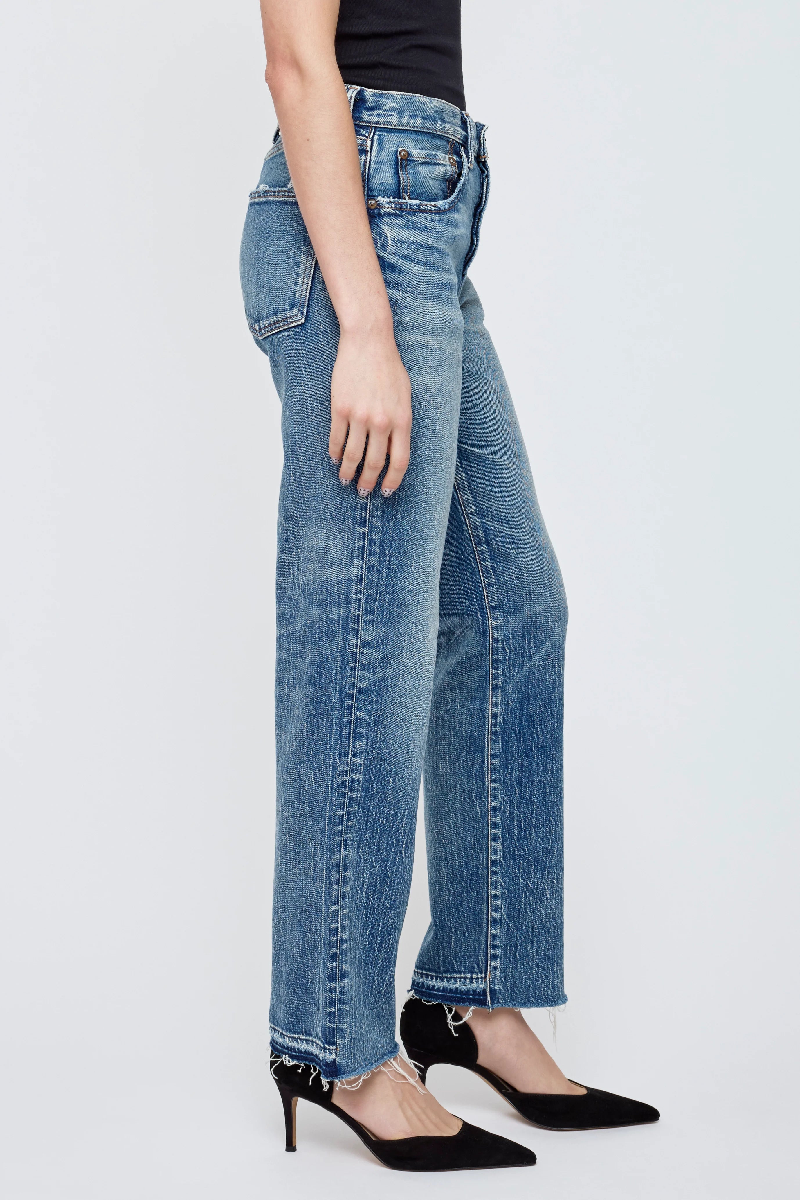 Moussy Williamsville