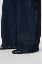 Load image into Gallery viewer, Closed Denim Nikka Jean
