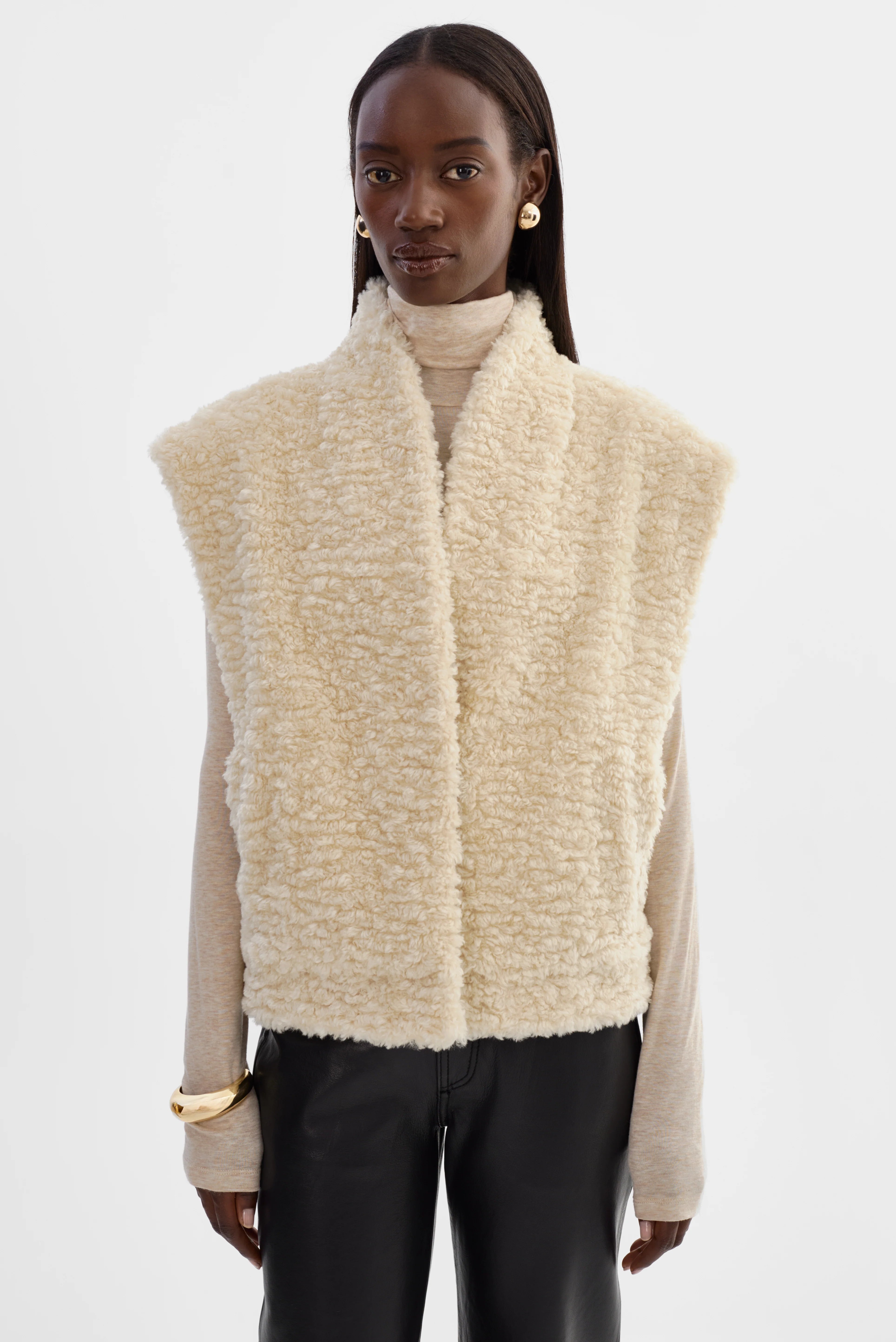 La Marque Dua Reversible Vest