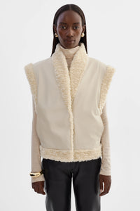 La Marque Dua Reversible Vest
