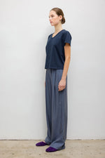 Load image into Gallery viewer, Leset Margo V Neck
