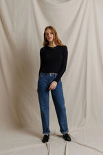 Load image into Gallery viewer, Perfect White Tee Flora
