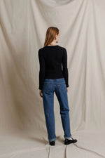 Load image into Gallery viewer, Perfect White Tee Flora
