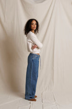 Load image into Gallery viewer, Perfect White Tee Ziggy
